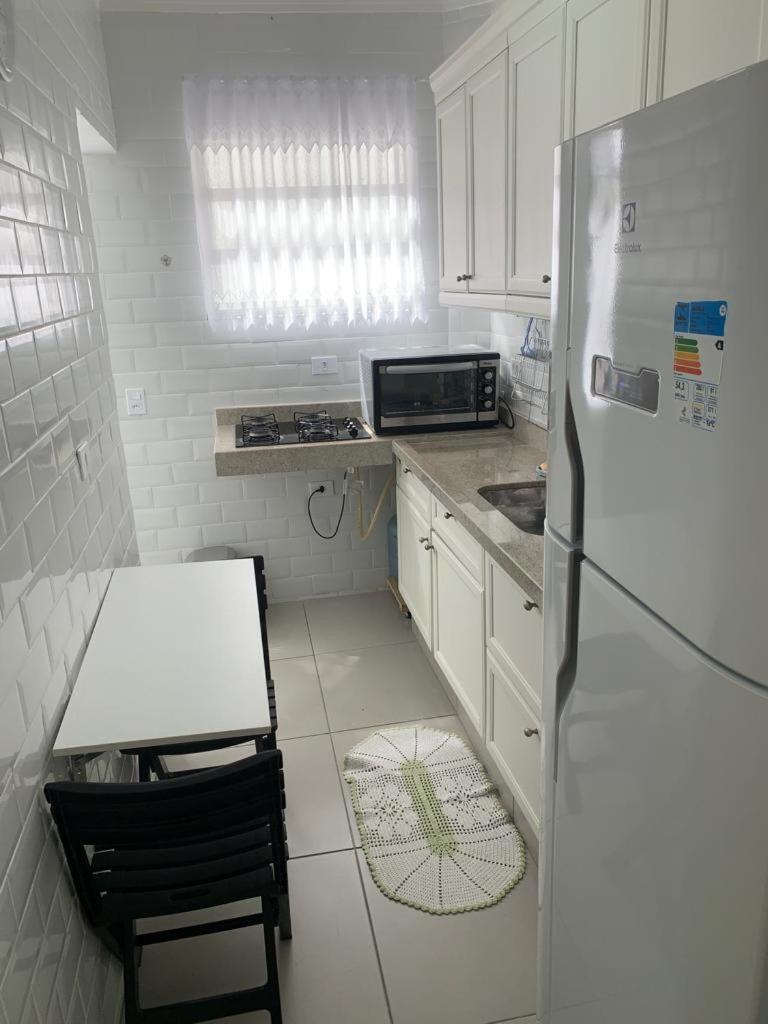 Apto 1 Dorm Entre Praias Do Tombo E Asturias! Guarujá Exteriör bild